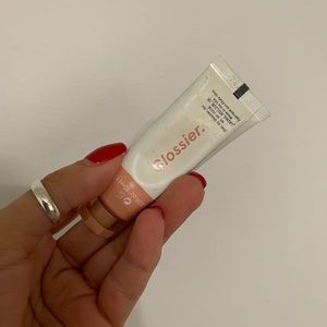 Glossier Cloud Paint in Dusk